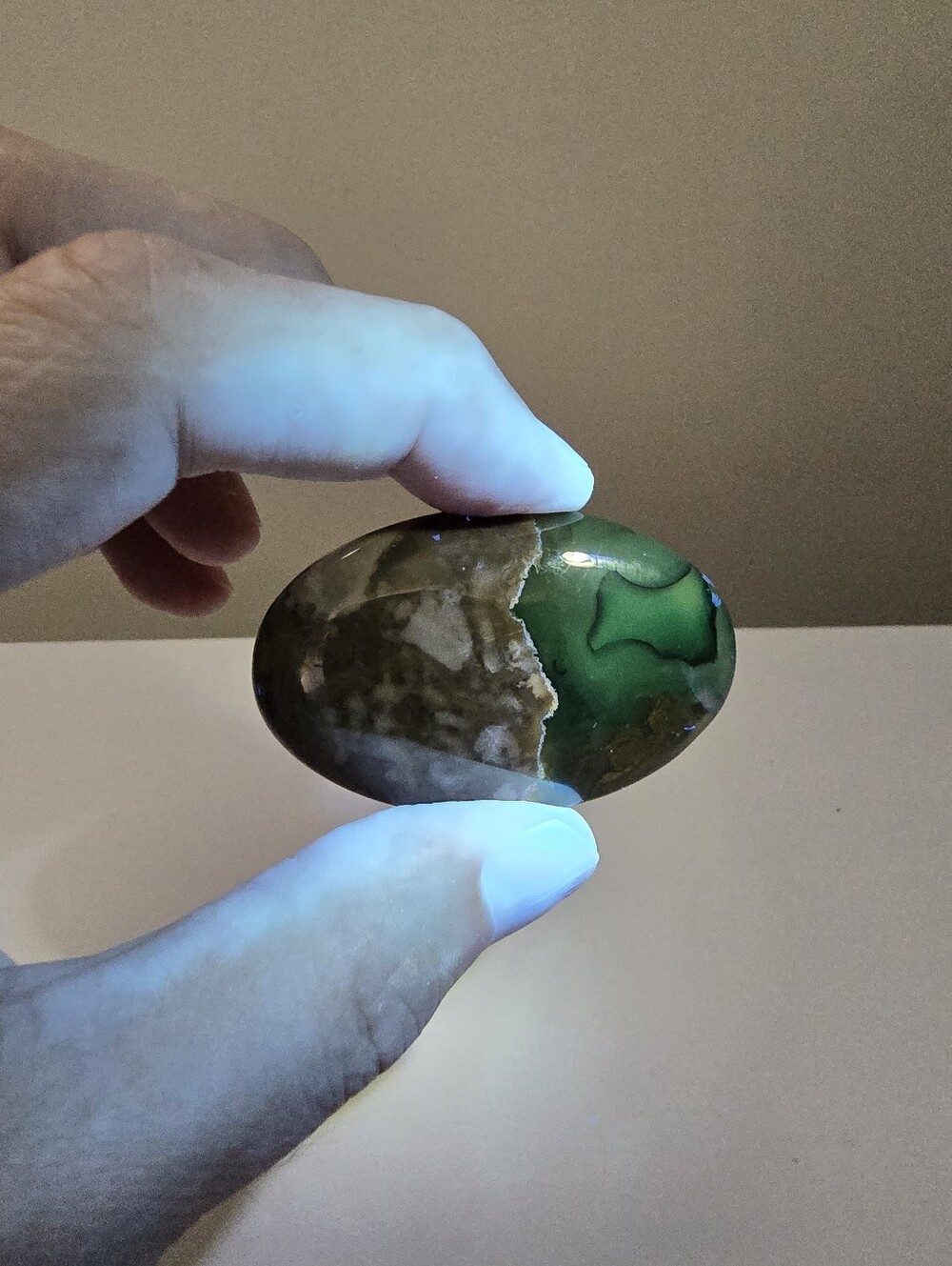 Volcano Agate Crystal Palmstone #J